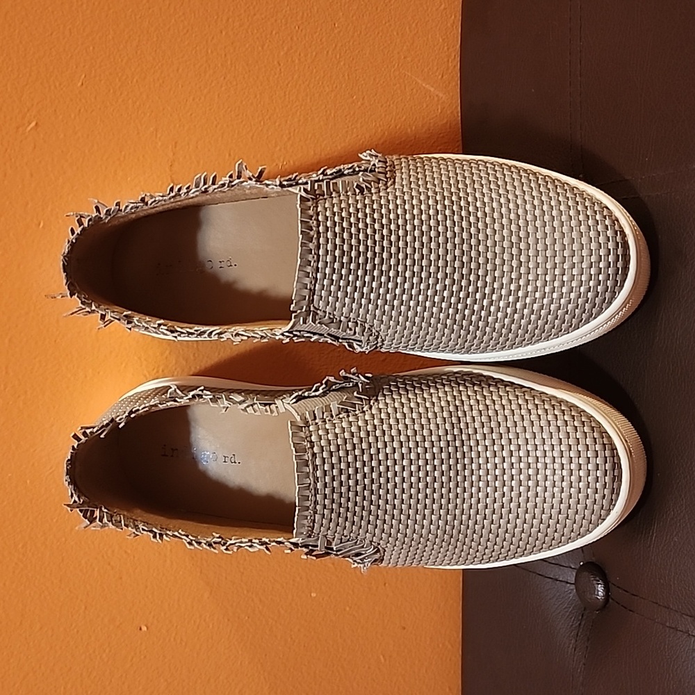 Taupe casual sneaker